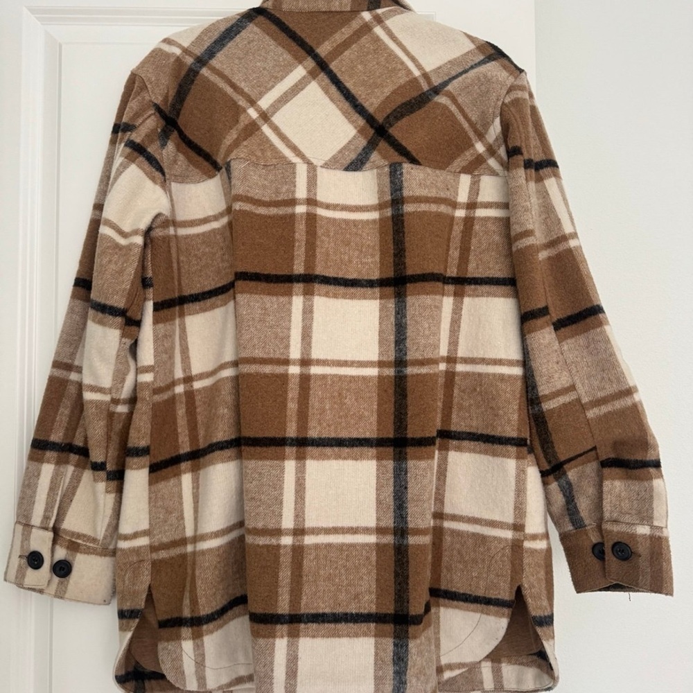 Thread & Supply women’s brown plaid button fleece shacket jacket size medium - Picture 3 of 4